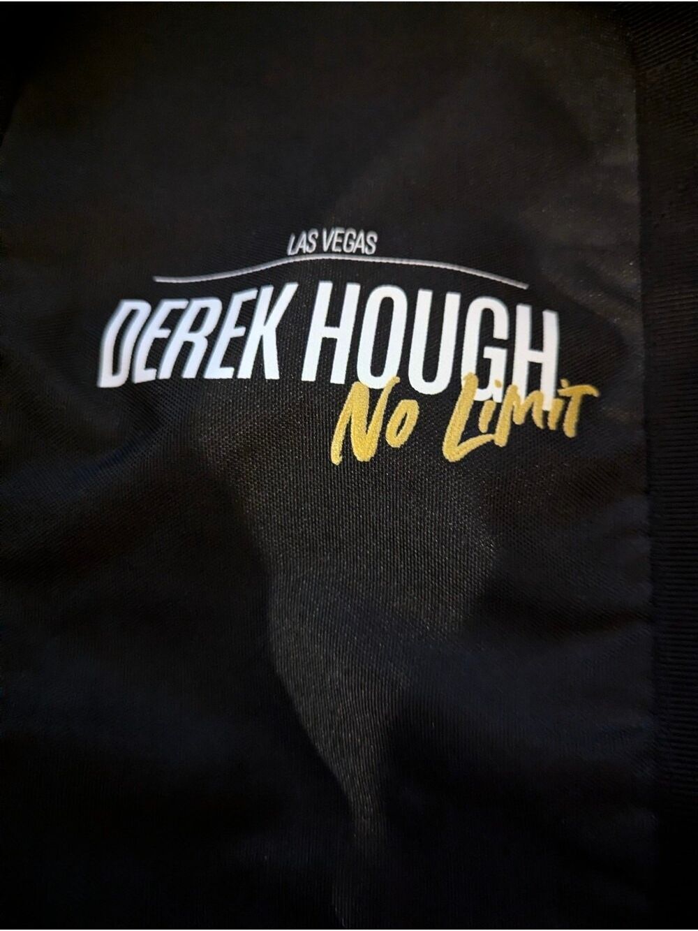 NWOT- Derek Hough  No Limit Las Vegas Residency -duffle bag tote and Waterbottle - Picture 5 of 9
